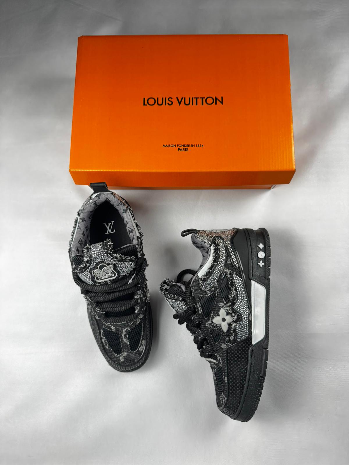 louis vuitton skate black