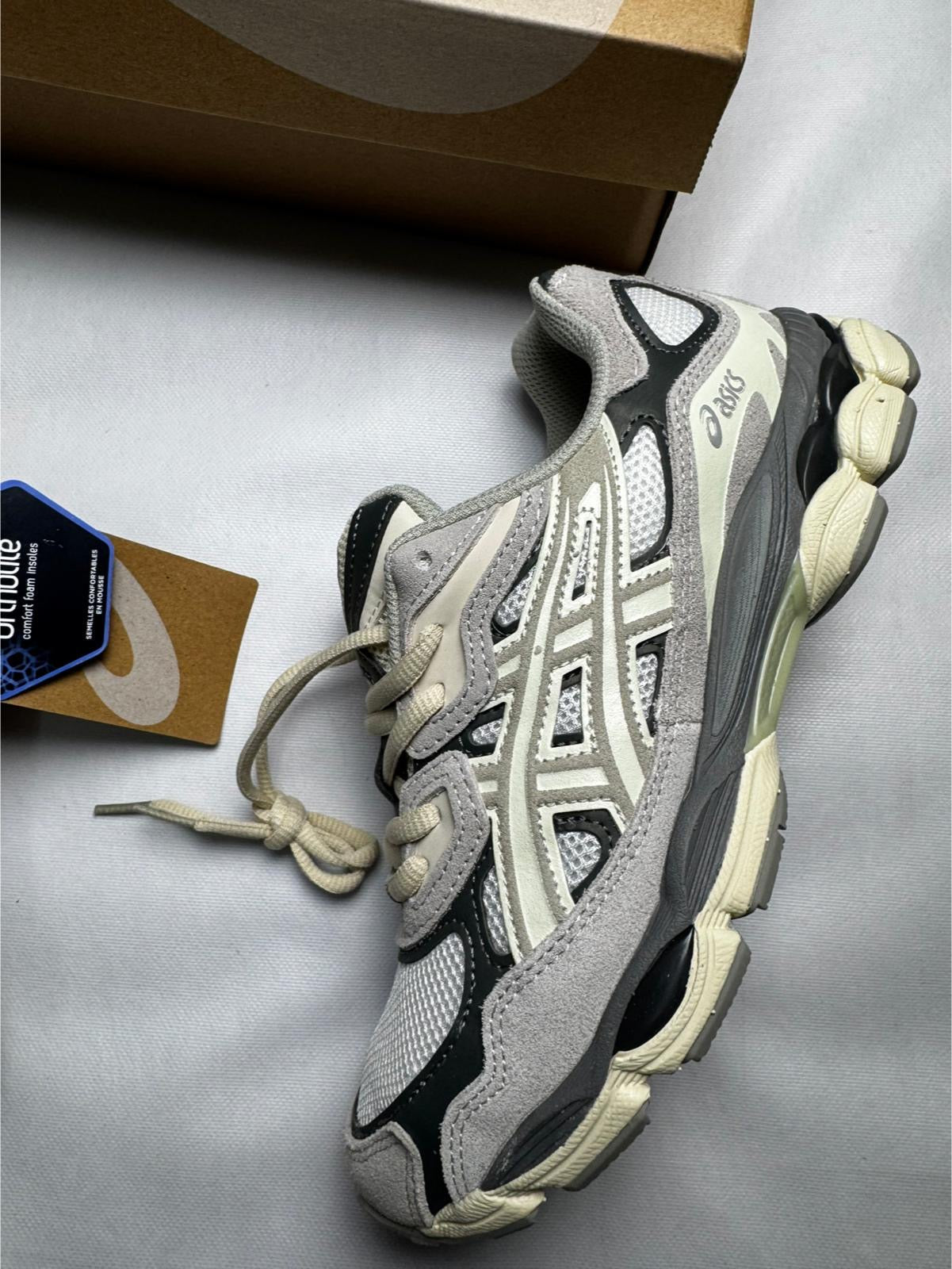 ASICS GEL "Beige"